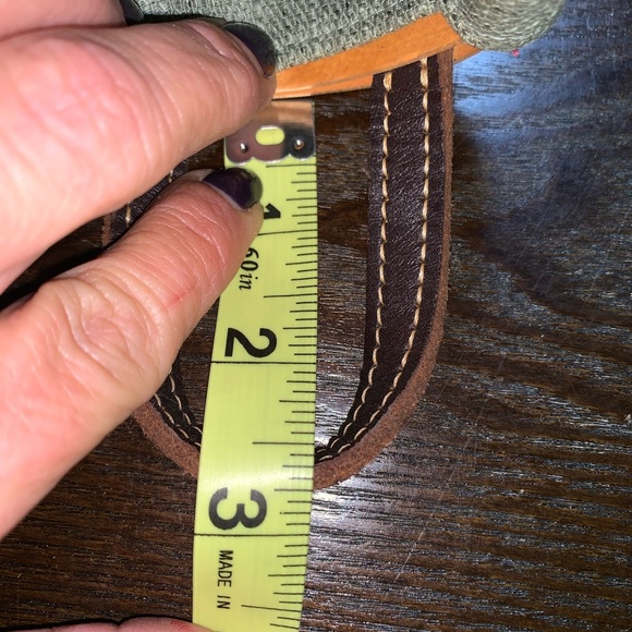 Longaberger Round Hanging Basket Dated 2001 - Picture 7 of 8